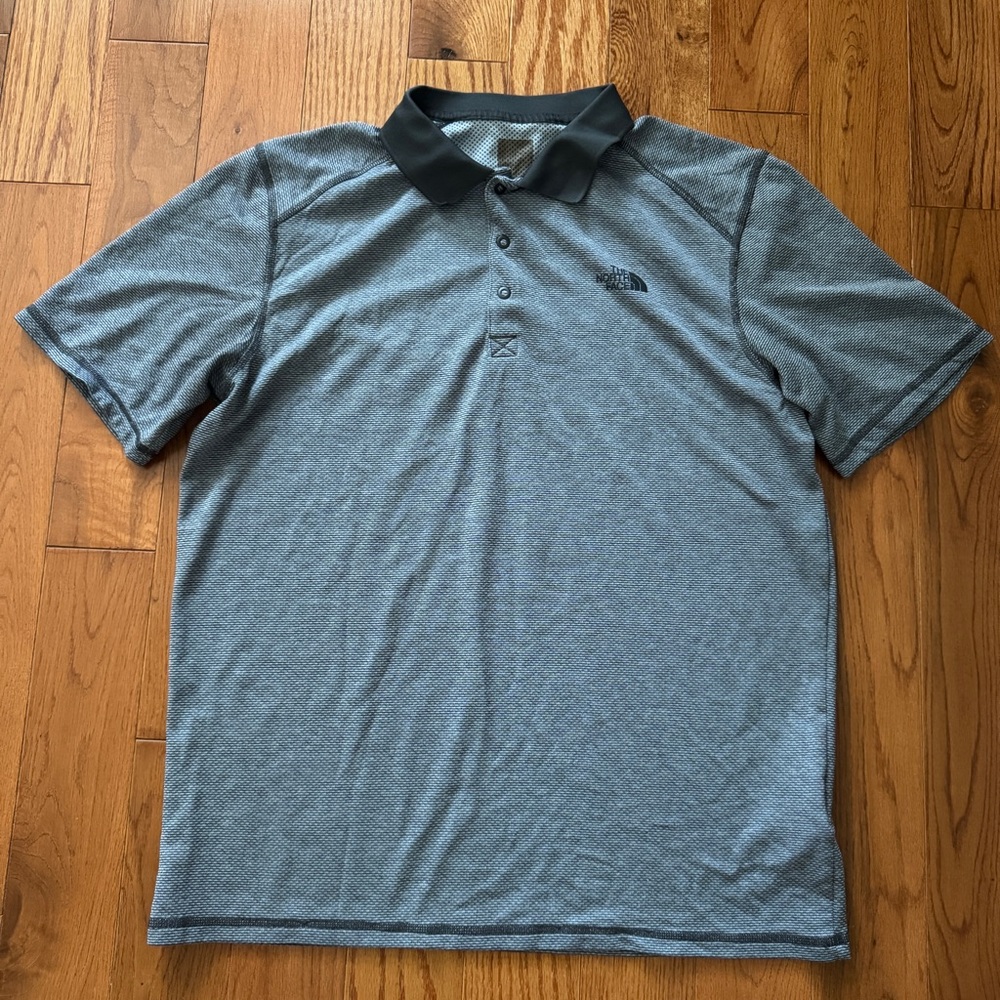 The North Face Gray Polo Shirt with Classic Collar and Short Sleeves